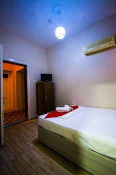 Cicek Palas Otel Esmirna Exterior foto